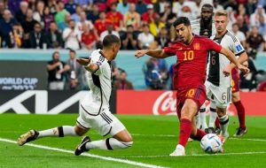 تساوی اسپانیا و آلمان در بازی بزرگ مرحله گروهی