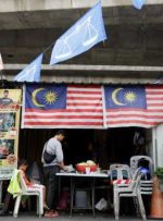 در انتخابات مالزی، اقتصاد اولویت رای دهندگانی است که از بی ثباتی خسته شده اند
