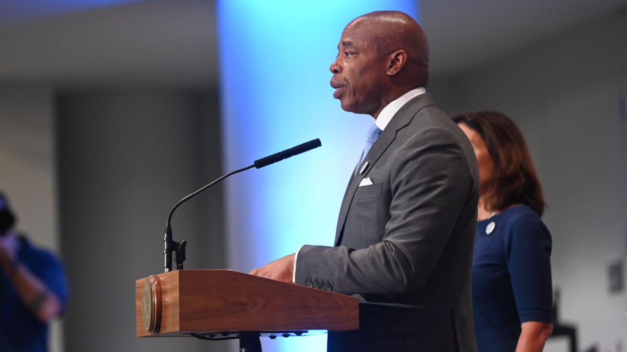 شهردار نیویورک از محدودیت‌های استخراج حمایت می‌کند اما هدف Crypto Hub را حفظ می‌کند