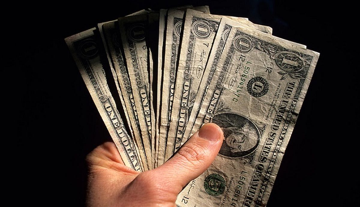 قیمت دلار به سقف می‌رسد؟