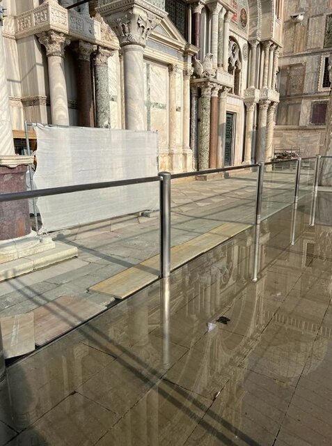  مشهورترین کلیسای ونیز چگونه در برابر سیل محافظت شد؟