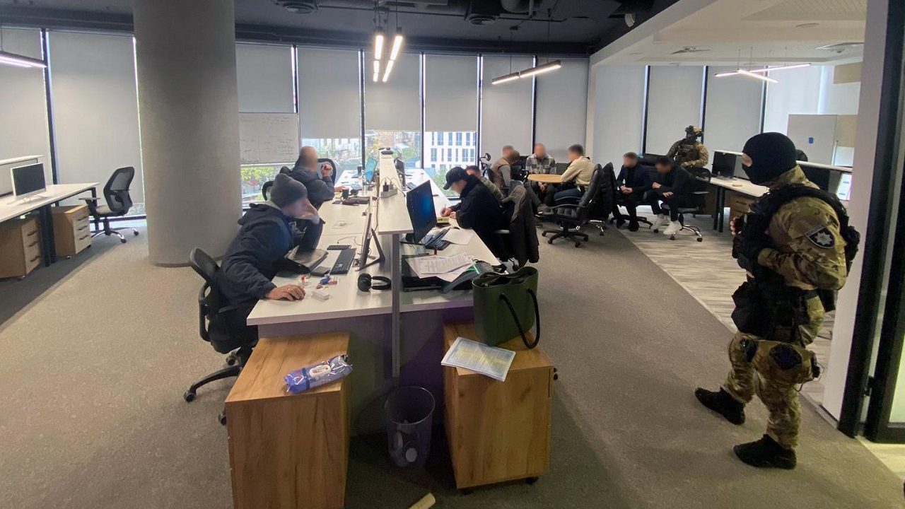 پلیس سایبری اوکراین اعضای طرح کلاهبرداری رمزنگاری را افشا کرد که سالانه 200 میلیون یورو درآمد دارند