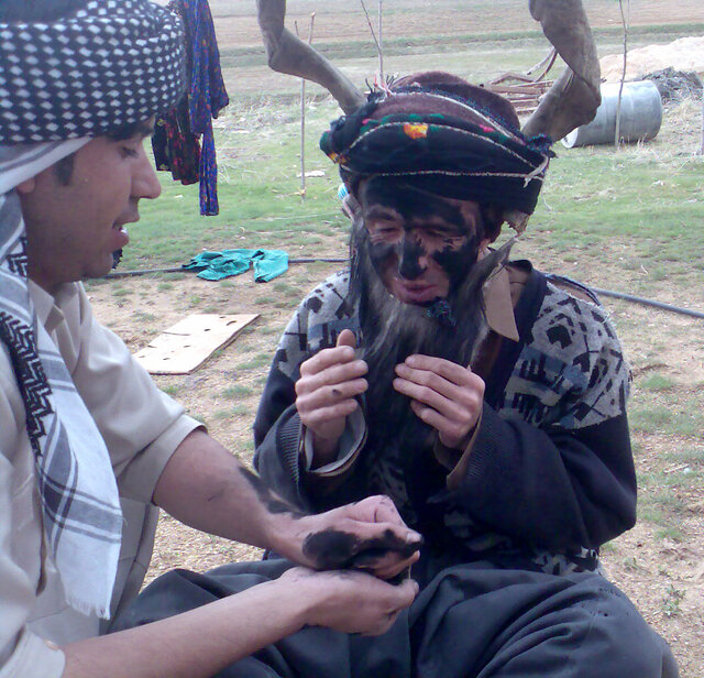 چرا بهارِ ساسانیان از اول آذر آغاز می‌شد؟