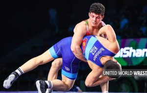 کشتی فرنگی ایران بر بام جهان