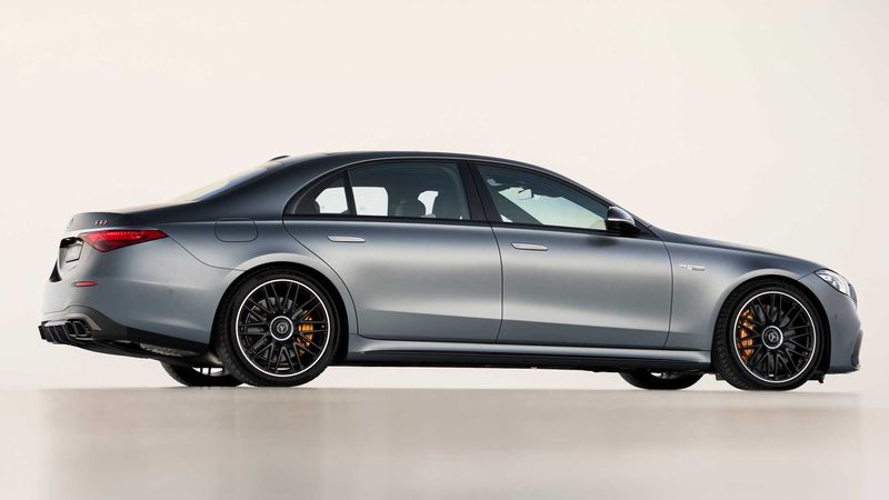 مرسدس AMG S 63 E پرفورمنس