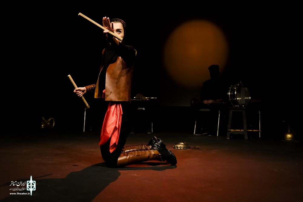 اگر قرار است در این شرایط کسی کار نکندباید همه کار نکنند