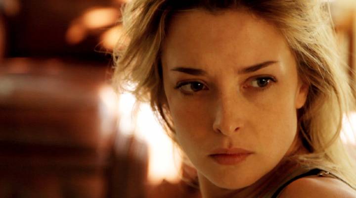 امیلی بالدنی در فیلم انسجام