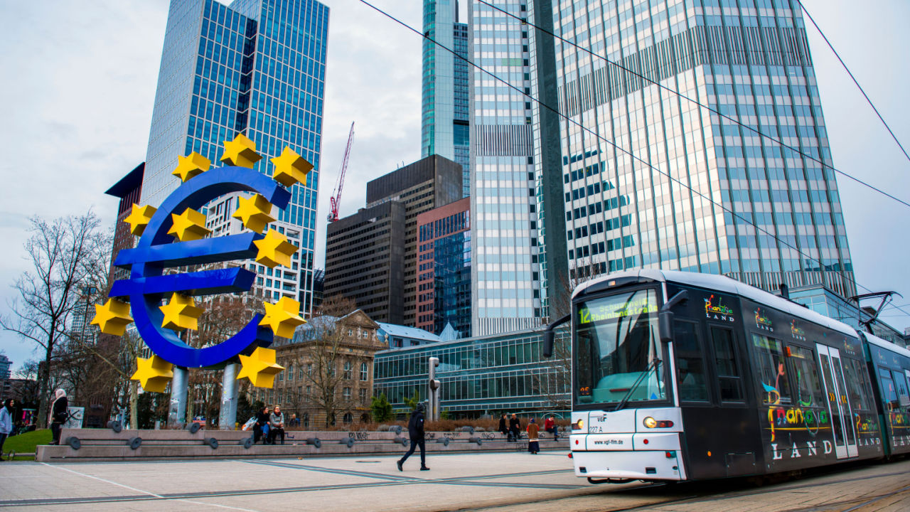 ECB تصمیم می گیرد که آیا یورو دیجیتال را در سال 2023 صادر کند یا خیر