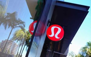 Lululemon می گوید موجودی انبارها در سه ماهه سوم افزایش یافت