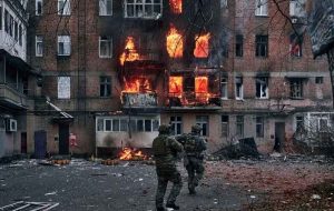 اوکراین: ۳۰۰ هزار نفر از ساکنان کی یف برق ندارند