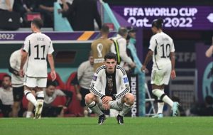 با وجود حذف در مرحله گروهی؛ سرمربی آلمان ابقا شد! با وجود حذف در مرحله گروهی؛ سرمربی آلمان ابقا شد!