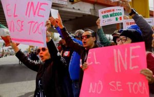 تحلیل – بازی انتخاباتی رئیس جمهور مکزیک به مخالفان روح می بخشد