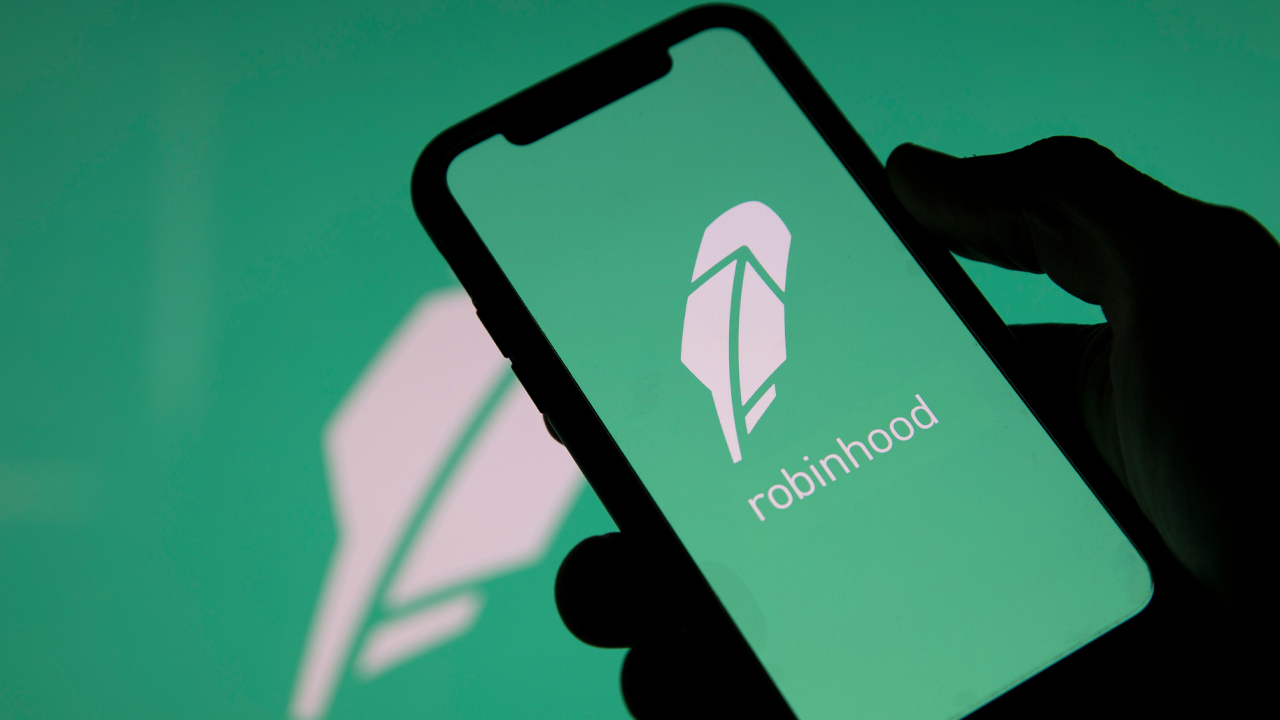 تلاش FTX برای مسدود کردن سهام Robinhood با ازدحام طلبکاران برای جمع آوری 450 میلیون دلار از سهام HOOD