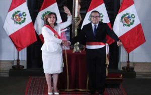 رئیس جمهور پرو آلبرتو اوتارولا را به عنوان نخست وزیر معرفی کرد