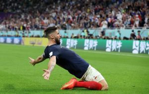 شوک به فرانسه شب فینال؛ ژیرو مصدوم شد؟ شوک به فرانسه شب فینال؛ ژیرو مصدوم شد؟