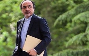 مشاور روحانی: اعراب از موضع قدرت چین را مجبور کردند تمام خواسته‌هایشان علیه ایران را بپذیرد