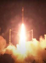 هاآرتص: ایران با استفاده از فناوری فضایی خود می‌تواند موشک قاره‌پیما بسازد