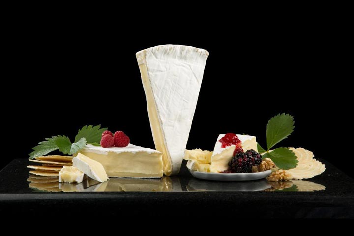 مصرف پنیر بری برای بهبود خلق‌وخو