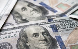 پیش بینی دلار با پتانسیل نوسانات بار شده است، اما آیا می تواند روندی پیدا کند؟