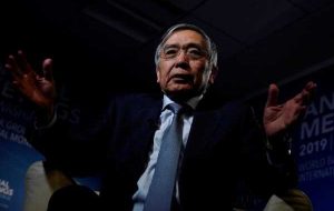 BOJ Kuroda تاکید می کند که باید سیاست فوق العاده آسان را حفظ کند