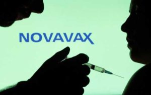 Novavax به 6 ماه زمان نیاز دارد تا واکسن‌های سالانه COVID را تولید کند که با انواع جدید مطابقت داشته باشد