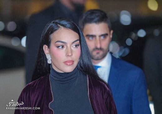 ببینید | عربی حرف زدن جورجینا وسط رختکن النصر