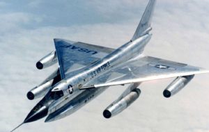 بمب‌افکن پیشرفته اما شکست‌خورده ارتش آمریکا / عکس