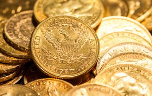 ثابت ماندن قیمت طلا پس از سقوط دلار  آیا XAU/USD دوباره رالی خواهد داشت؟