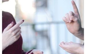 جای خالی راهنمایان گردشگری مسلط به «زبان اشاره»