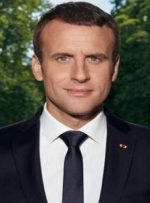 جنجال ماکرون در مراسم ختم ملکه انگلیس