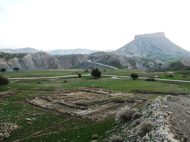  در محوطه ۱۴ «چم‌شیر» چه آثار تاریخی پیدا شد؟