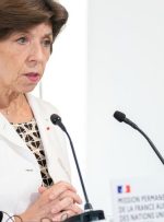 درخواست پاریس برای آزادی زندانیان فرانسوی در ایران درخواست پاریس برای آزادی زندانیان فرانسوی در ایران