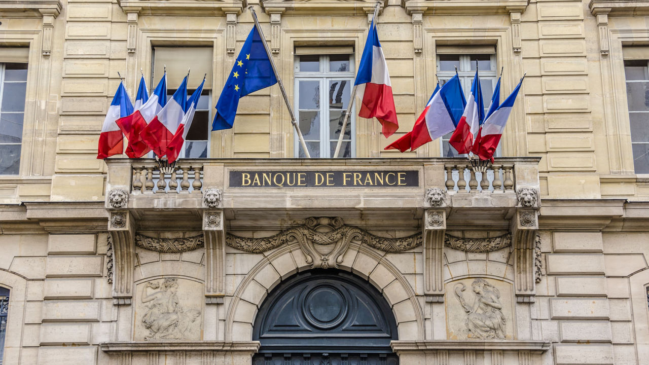 رئیس بانک فرانسه خواستار صدور مجوز اجباری برای شرکت های رمزنگاری شده است