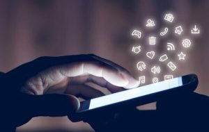 طبق بودجه درآمد دولت از محل پیامک‌ افزایش می یابد