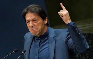 عمران خان: فرمانده سابق ارتش پاکستان می‌خواست مرا ترور کند!