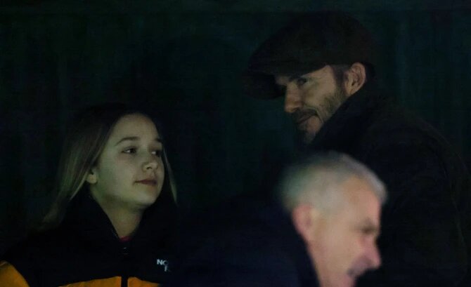 عکس | بکام و دخترش تماشاگر بازی رومئو برای زنبورها