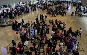 فرودگاه اصلی فیلیپین پس از قطع برق تلاش می کند تا وضعیت عادی خود را بازگرداند