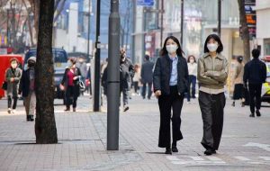 کره جنوبی دستور ماسک داخل خانه را در این ماه لغو می کند