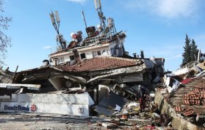 عکس| یک دقیقه سکوت برای فاجعه انسانی عکس| یک دقیقه سکوت برای فاجعه انسانی