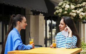 ارتباط روزمره با دوستان چطور سلامت روان را بهبود می‌بخشد؟