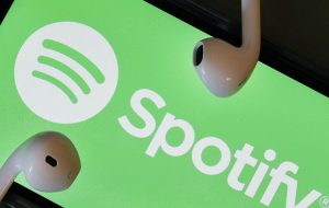 Spotify در حال آزمایش لیست های پخش موسیقی دارای رمز فعال است