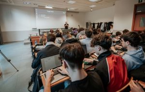 BitGeneration آموزش بیت کوین را به دبیرستان های ایتالیا می آورد