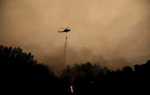 آتش‌نشانان با ده‌ها آتش‌سوزی در شیلی با تمدید اضطراری مبارزه می‌کنند