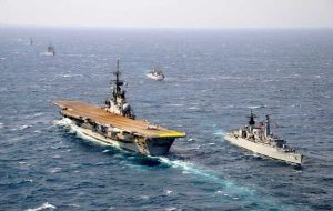 برزیل ناو هواپیمابر قدیمی زنگ زده را در اقیانوس اطلس غرق کرد