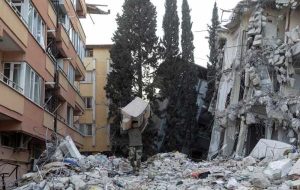 ترکیه پس از بی خانمان شدن میلیون ها نفر قوانین بازسازی زلزله را صادر کرد