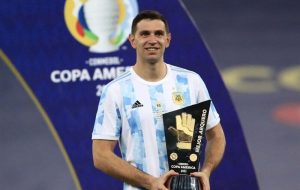 ماجرای خوشحالی جنجالی دروازه بان آرژانتین بعد قهرمانی در جام جهانی چه بود؟