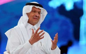 وزیر انرژی عربستان گفت: تصمیمات اوپک پلاس سیاسی نشده است