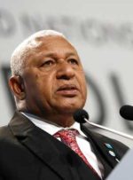 پارلمان فیجی باینماراما، رهبر سابق این کشور را به دلیل فتنه انگیزی تعلیق کرد