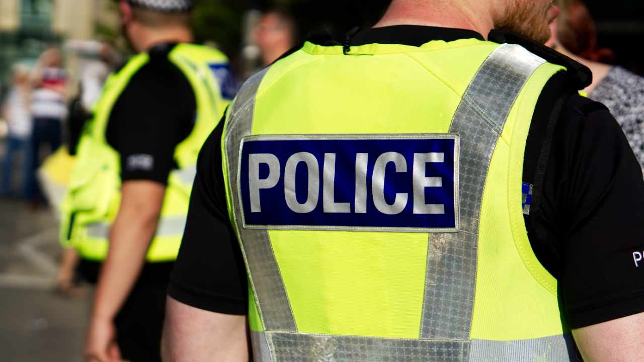 پلیس بریتانیا به سایت‌های خودپرداز کریپتو یورش می‌برد – FCA می‌گوید هیچ اپراتور خودپرداز کریپتو در حال حاضر ثبت نام نکرده است