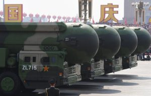 چین کلاهک‌های هسته‌ای خود را افزایش می‌دهد